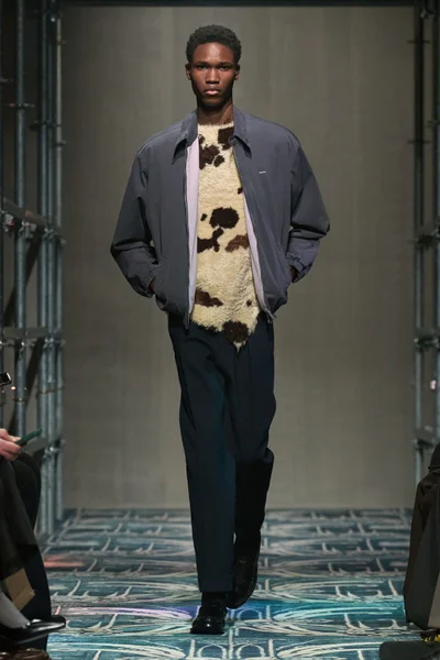 Look 36
